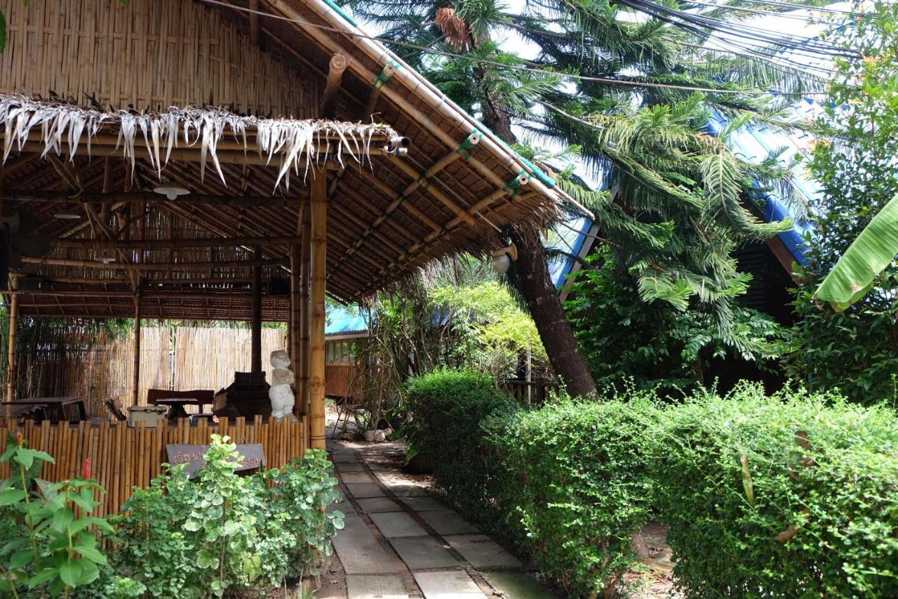 Ruennamyen Resort Amphawa Samut Songkhram Eksteriør billede
