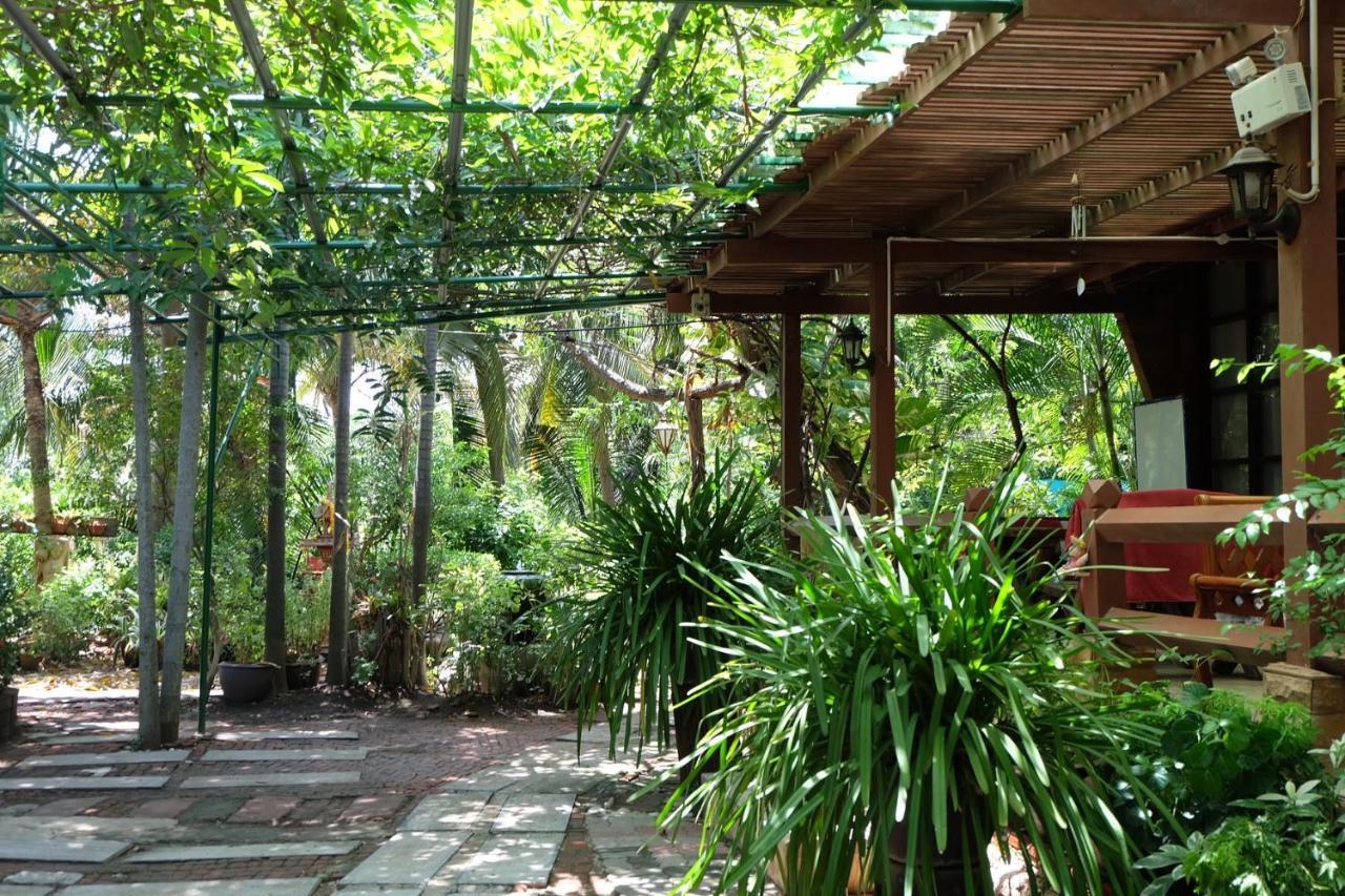 Ruennamyen Resort Amphawa Samut Songkhram Eksteriør billede
