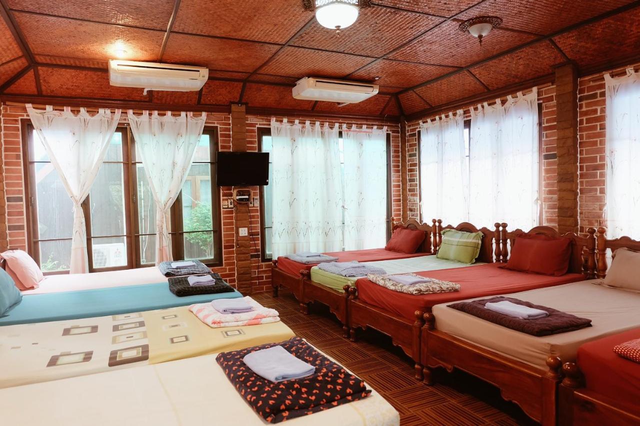 Ruennamyen Resort Amphawa Samut Songkhram Eksteriør billede