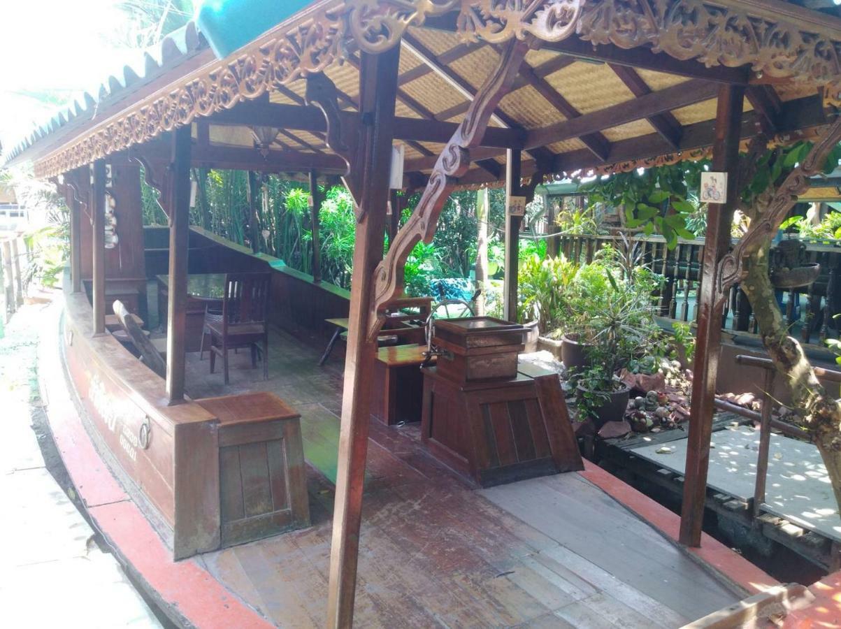 Ruennamyen Resort Amphawa Samut Songkhram Eksteriør billede
